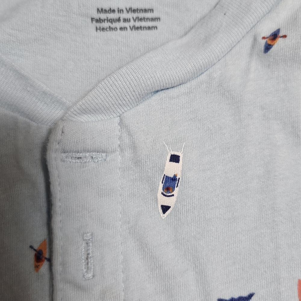 Shirts - Picture 5 of 6